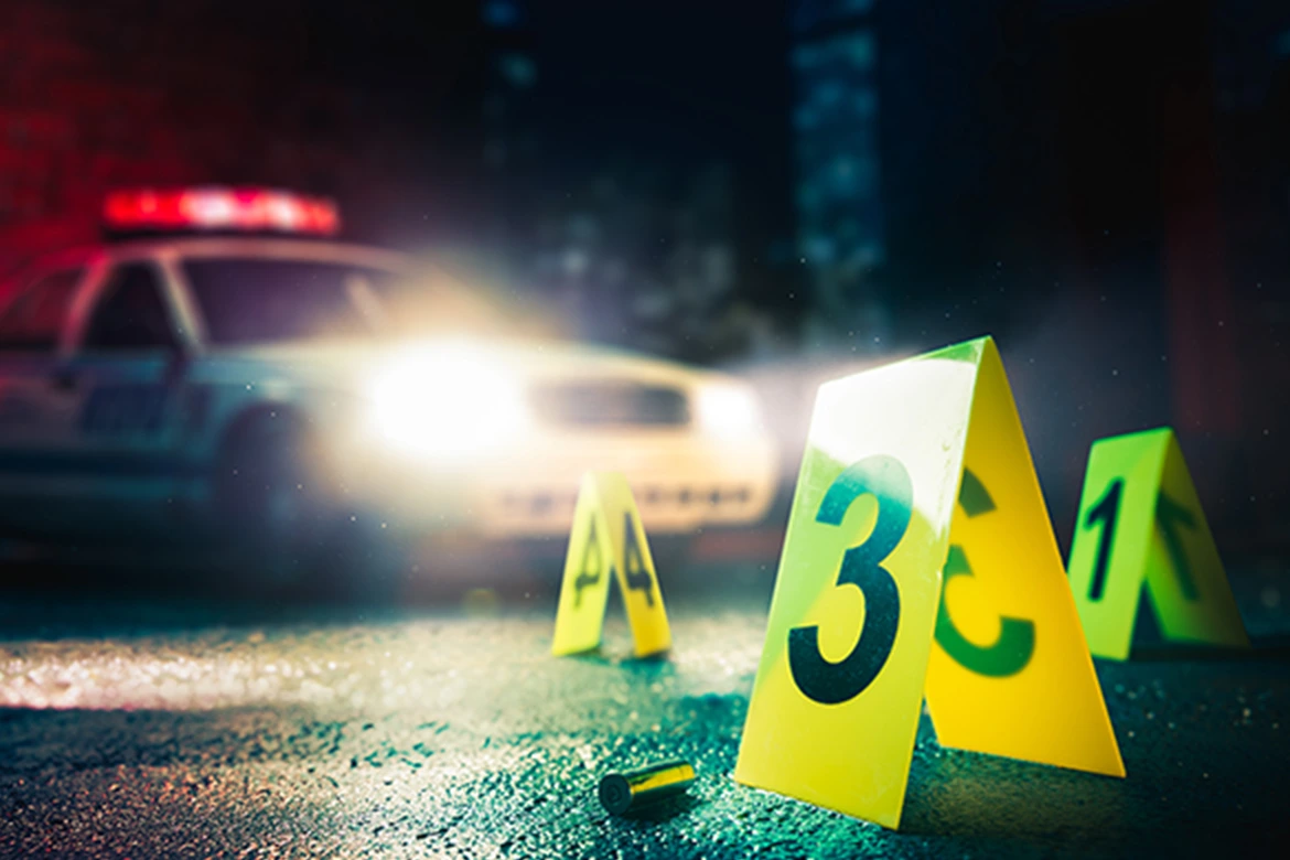 A police car with flashing red and blue lights is visible in crime area.